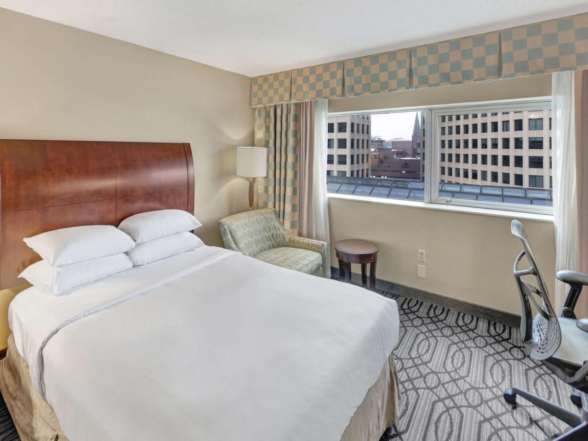 Doubletree By Hilton St Paul Downtown Hotel Saint Paul Eksteriør billede